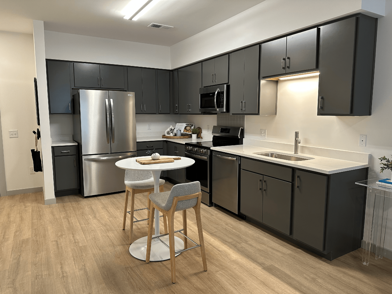 NOON Ingram - Photo 5 of 30