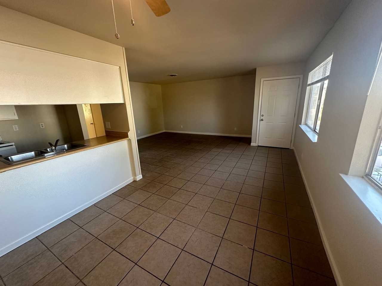 1316 Hobart Dr #3 - Photo 6 of 12