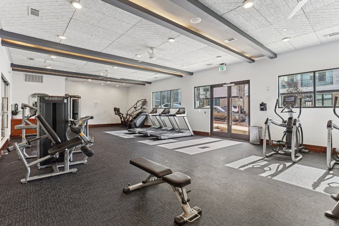 The Skylark - Photo 4 of 14