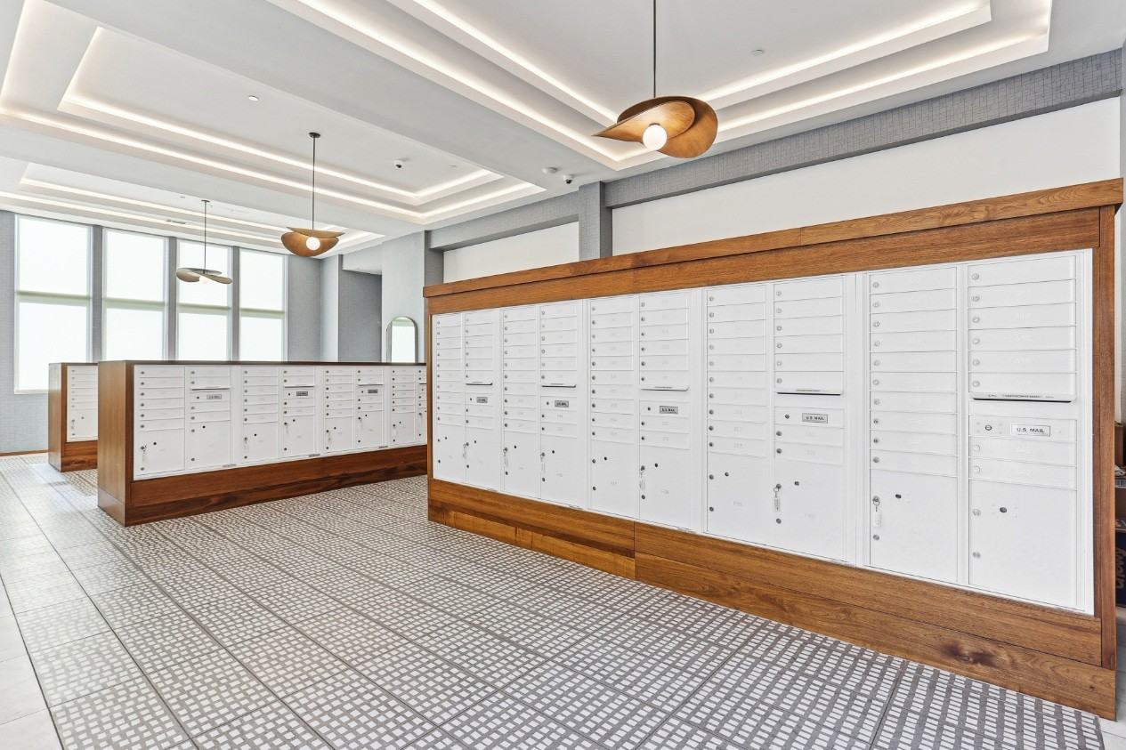 The Skylark - Photo 7 of 14