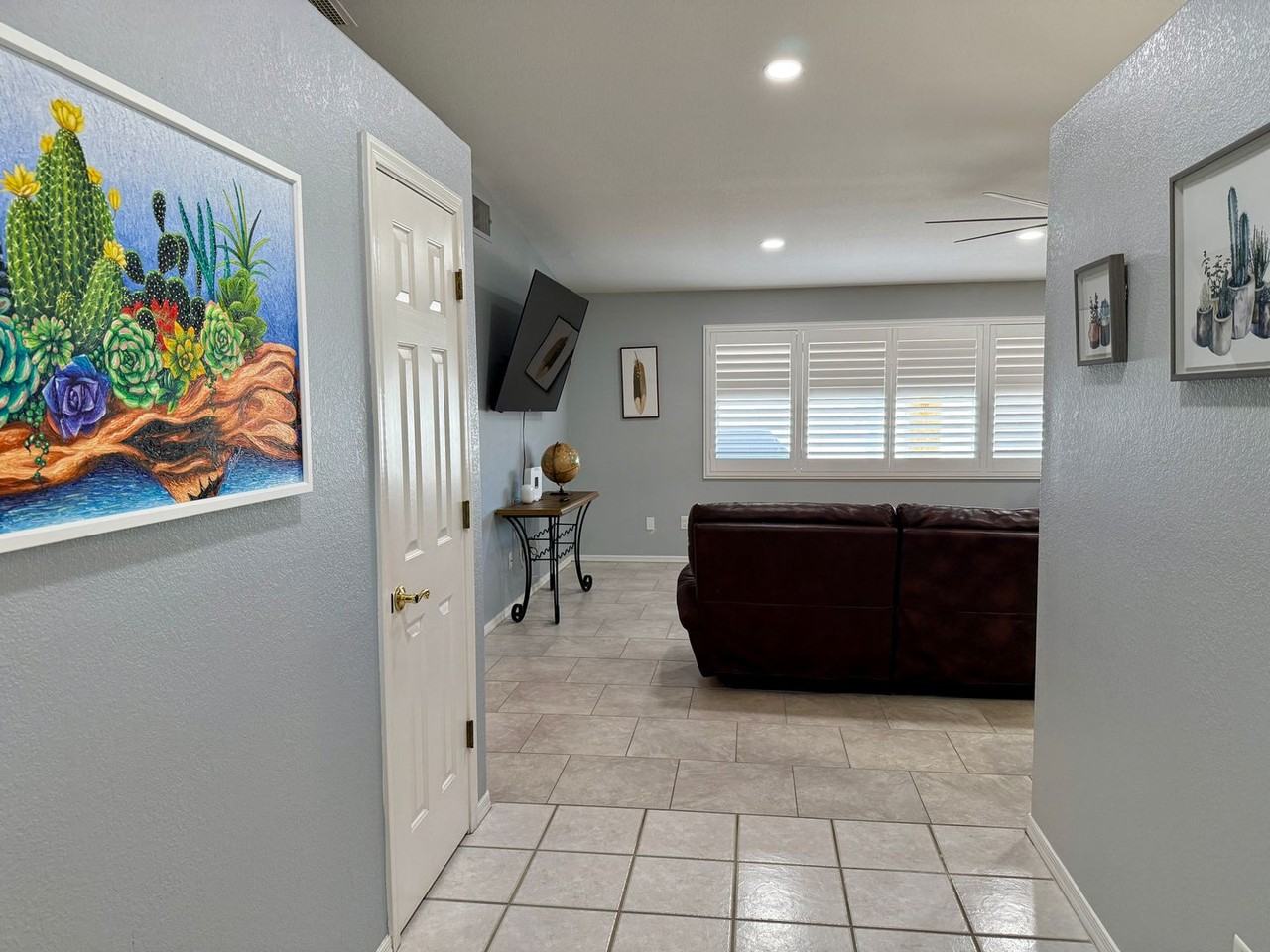 3095 Saratoga Ave - Photo 3 of 21