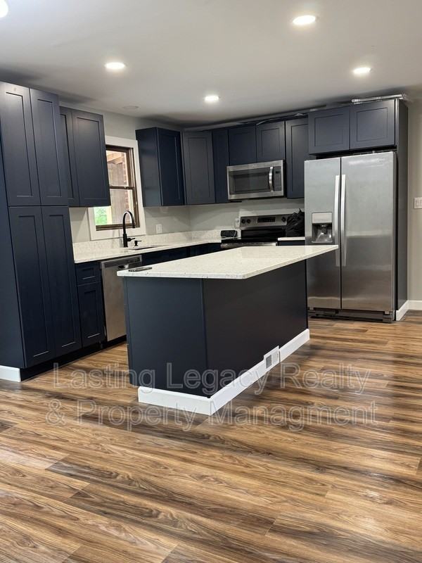 192 Fostall Dr - Photo 5 of 25