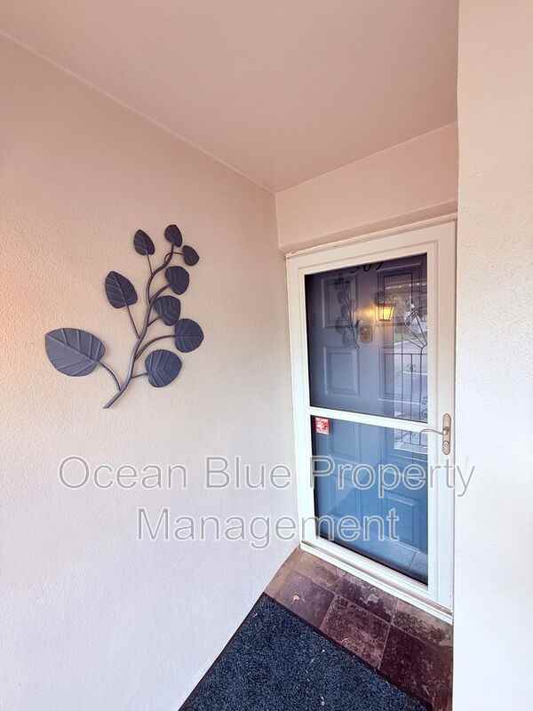 309 Plymouth St - Photo 2 of 18