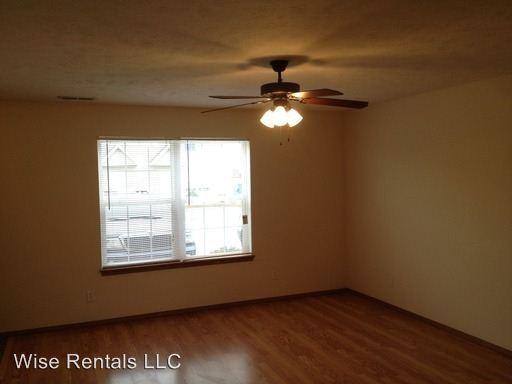 240 Clay St. - Photo 2 of 5