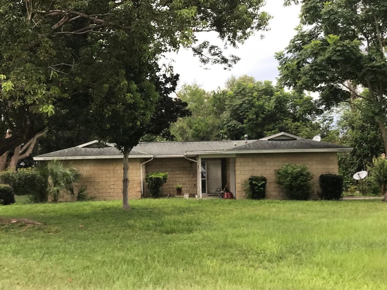 496 Lake Rd - Photo 3 of 18