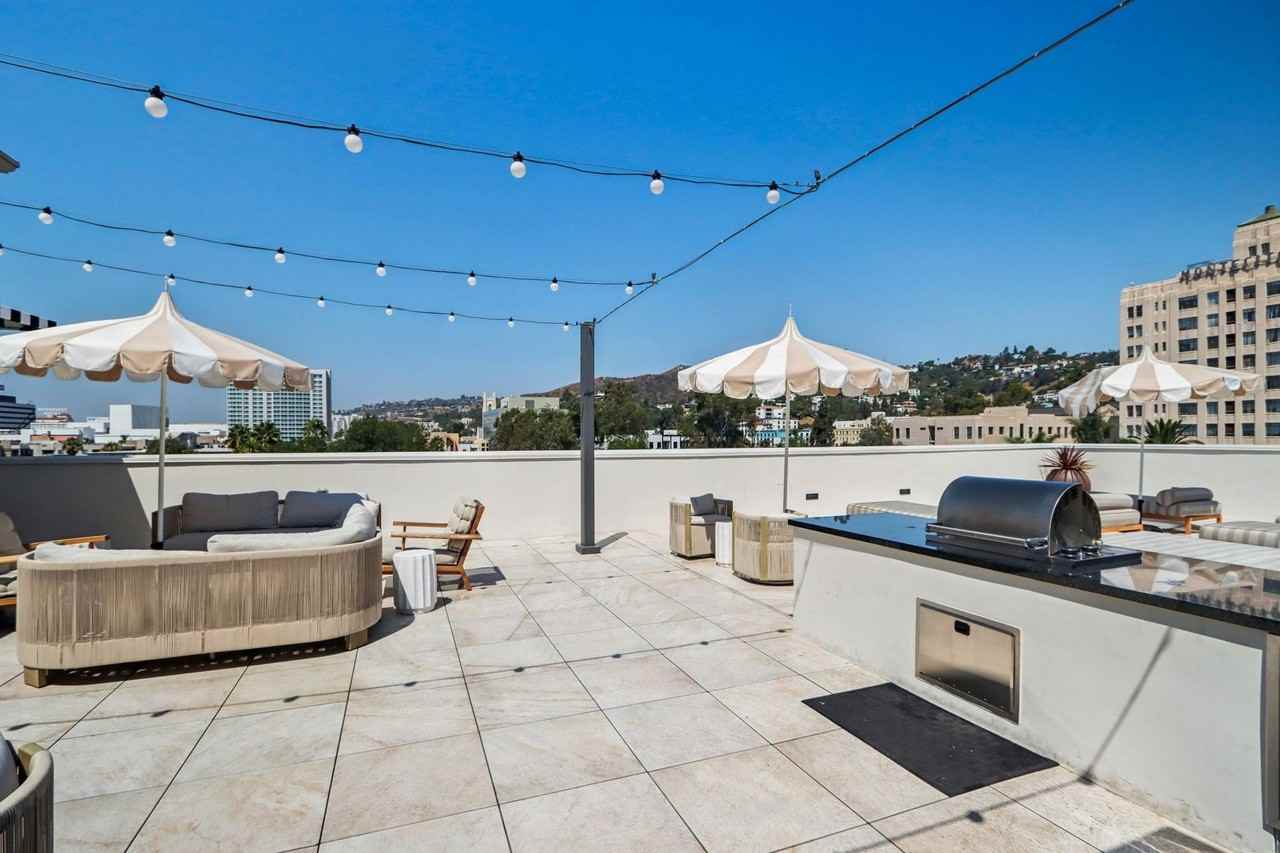 The Baxter - Photo 3 of 33