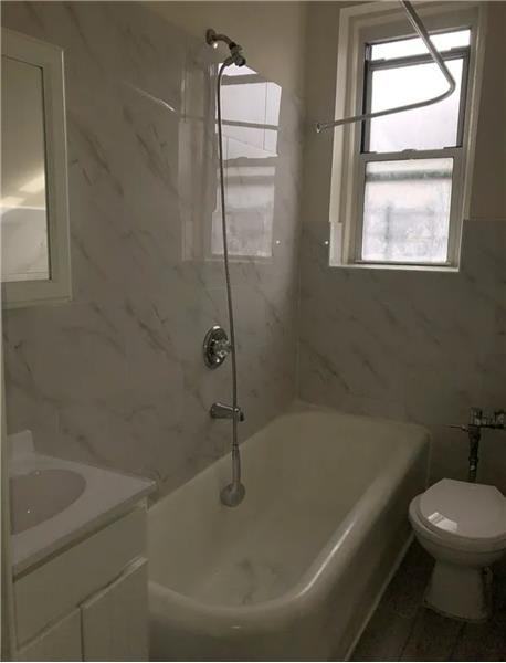 6409 Bay Pkwy #6 - Photo 6 of 6