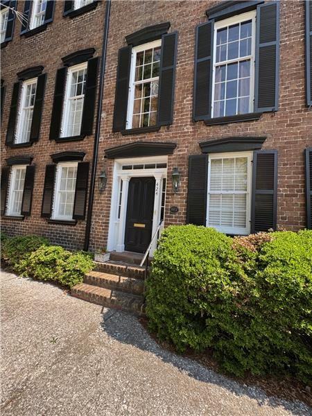 424 E Macon St - Photo 2 of 27