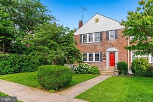 featured image of 1840 Deveron Rd