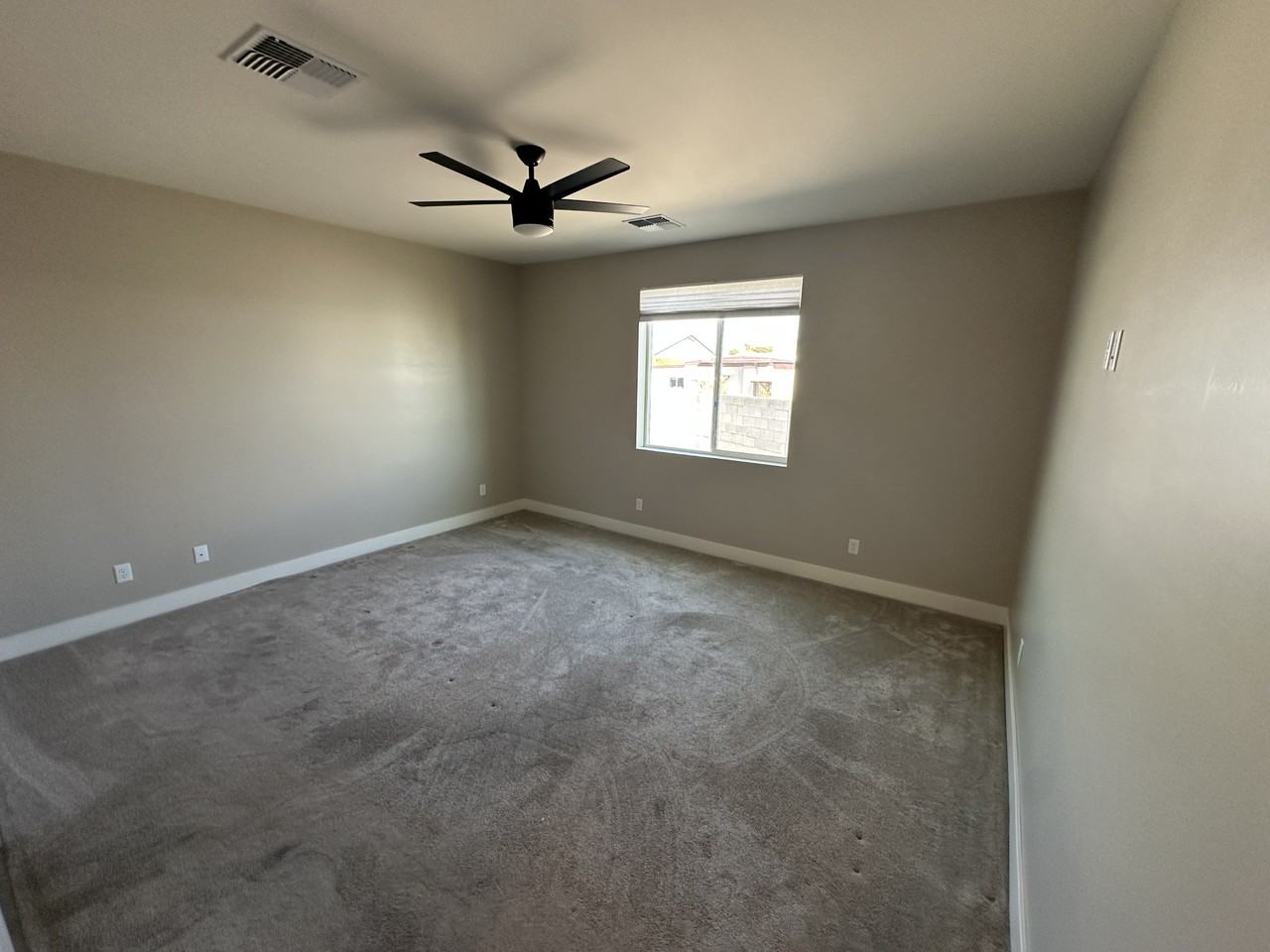 5814 E Lockwood St #NA - Photo 6 of 20