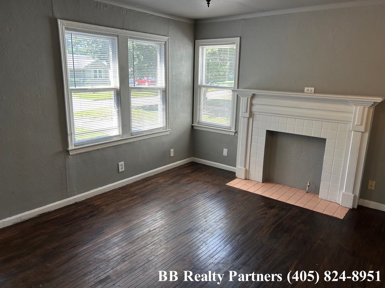 6913 E 5th St #NA - Photo 2 of 12