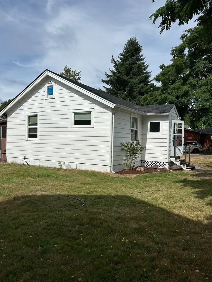 1625 Bishop Rd Sw #NA - Photo 2 of 10