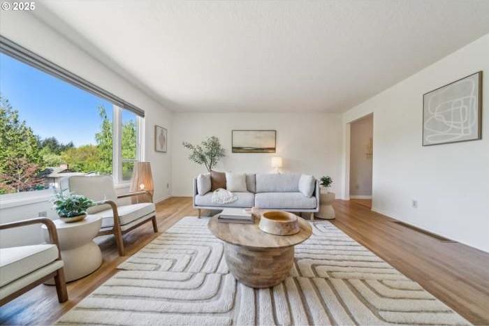 7323 Sw Nevada Ter #NA - Photo 6 of 29