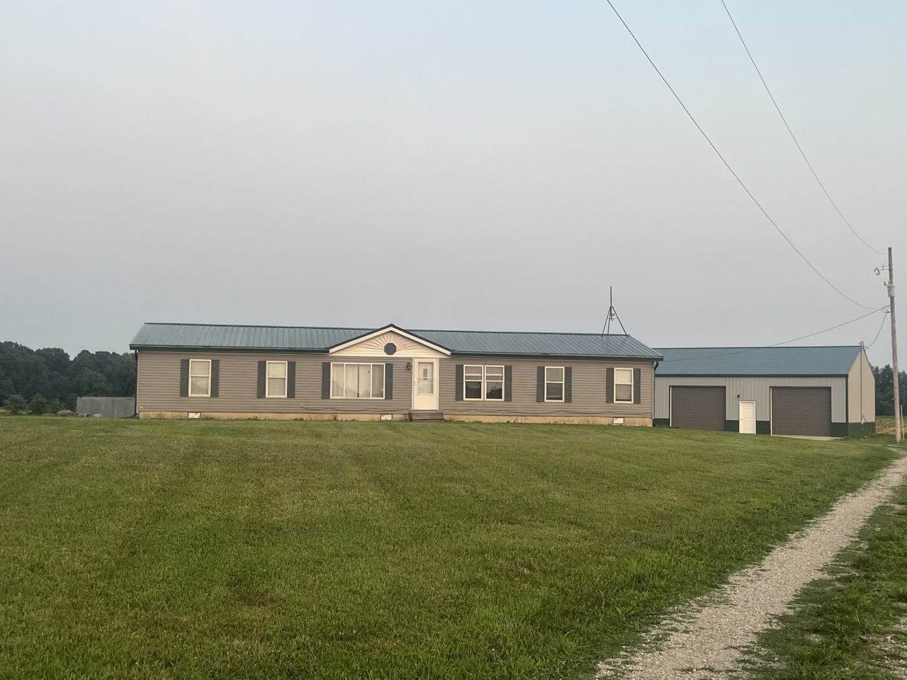 4421 Tamarack Rd #NA - Photo 2 of 18