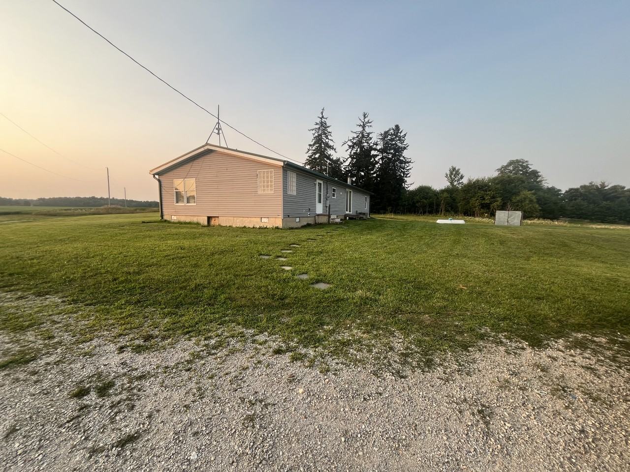 4421 Tamarack Rd #NA - Photo 3 of 18