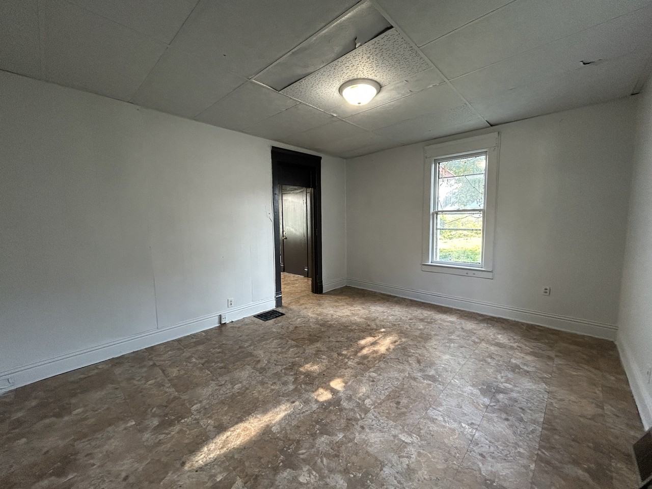 907 Jewell St #5 - Photo 7 of 17