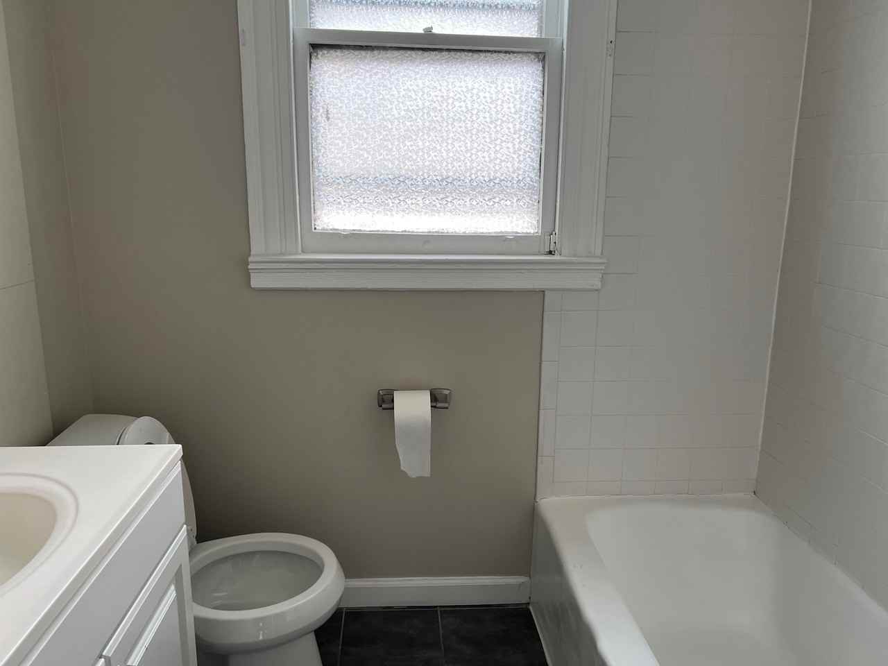 1031 Townsend Ave #NA - Photo 6 of 9