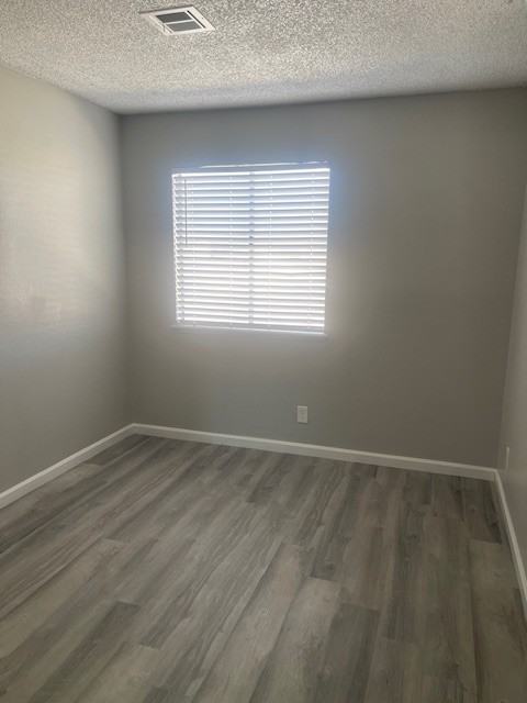 814 Tracey Street - Photo 2 of 14