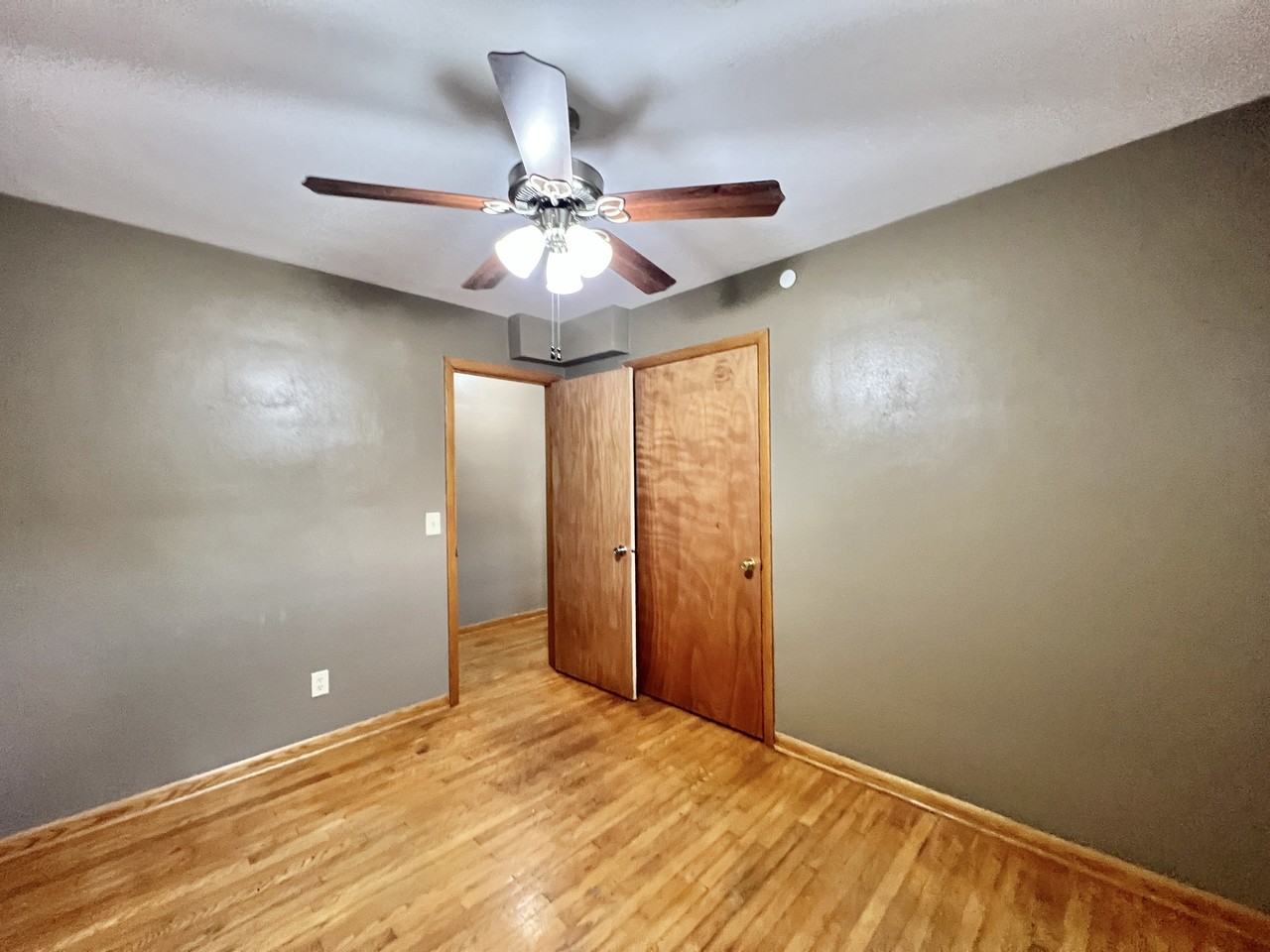 290 Orchard Drive - Photo 3 of 18