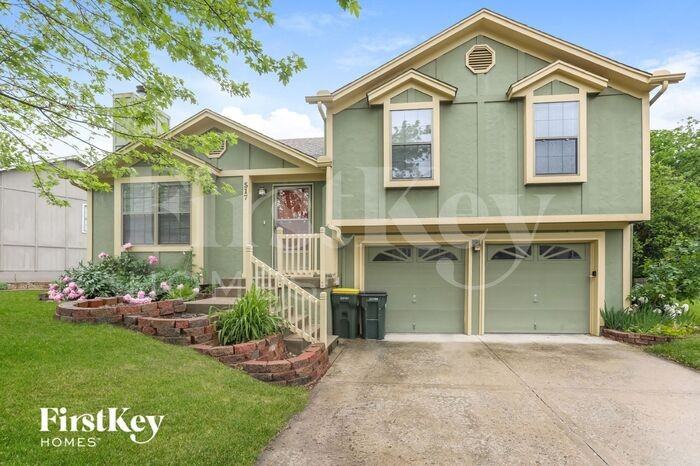 517 Se Onyx Dr - Photo 2 of 15