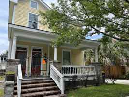 featured image of 510 E 40th St