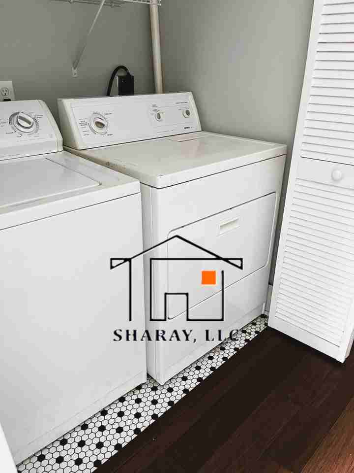 510 E 40th Street Lower - Photo 7 of 15