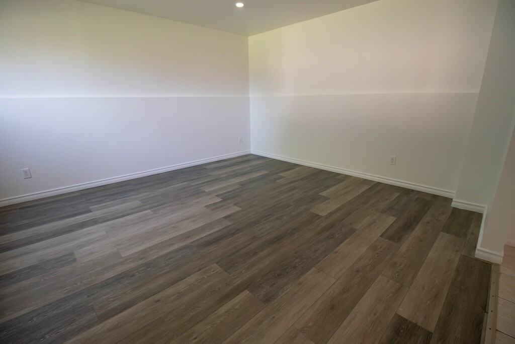 4677 Morrison St - Photo 3 of 38