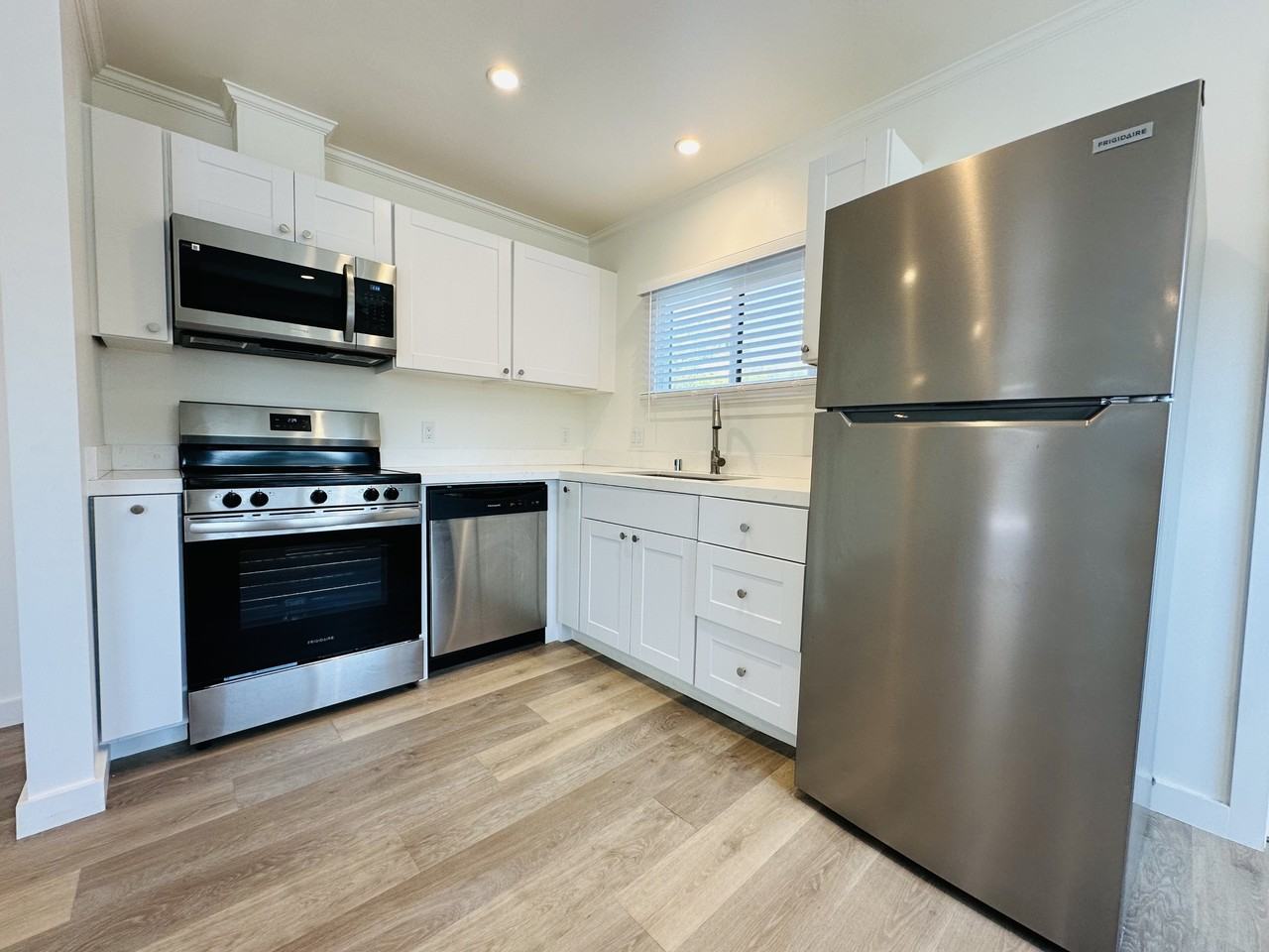 44 - 46 Ocean View - Photo 2 of 16