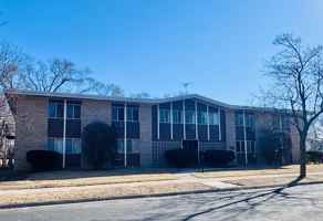 featured image of 120 W Slifer St