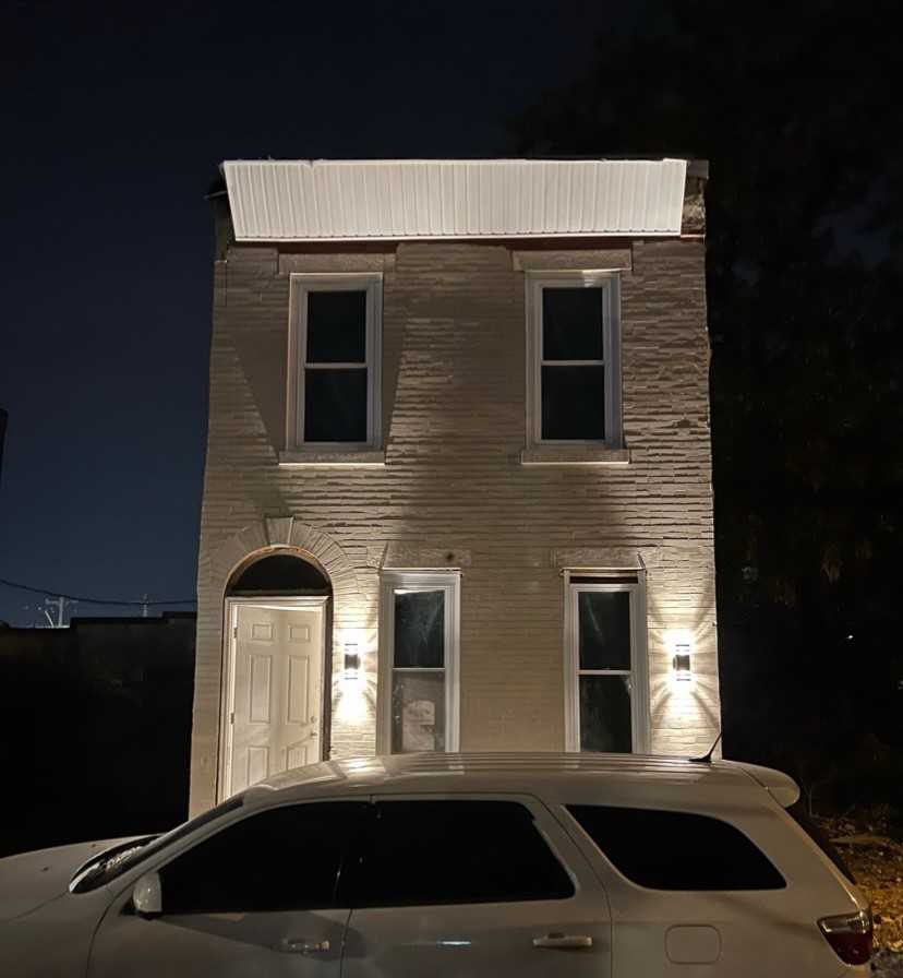 2306 N Myrtlewood St - Photo 3 of 16