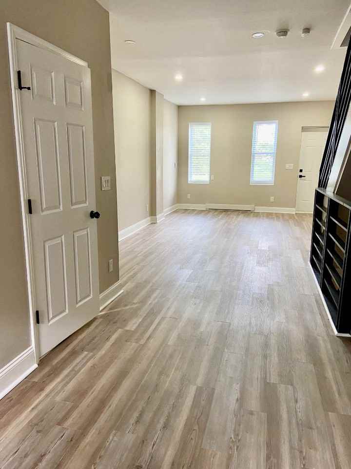 2306 N Myrtlewood St - Photo 2 of 16