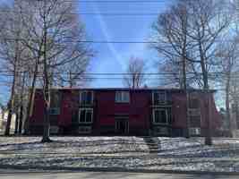 featured image of 300 Lakeview Ave