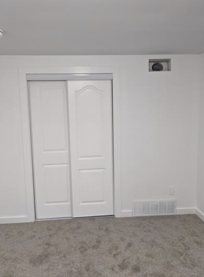 300 Lakeview Ave - Photo 7 of 8