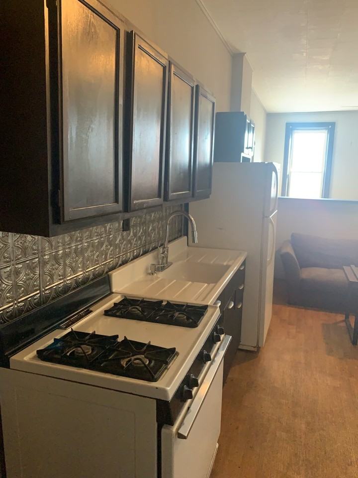 43 Main St. - 6 unit - Photo 4 of 7