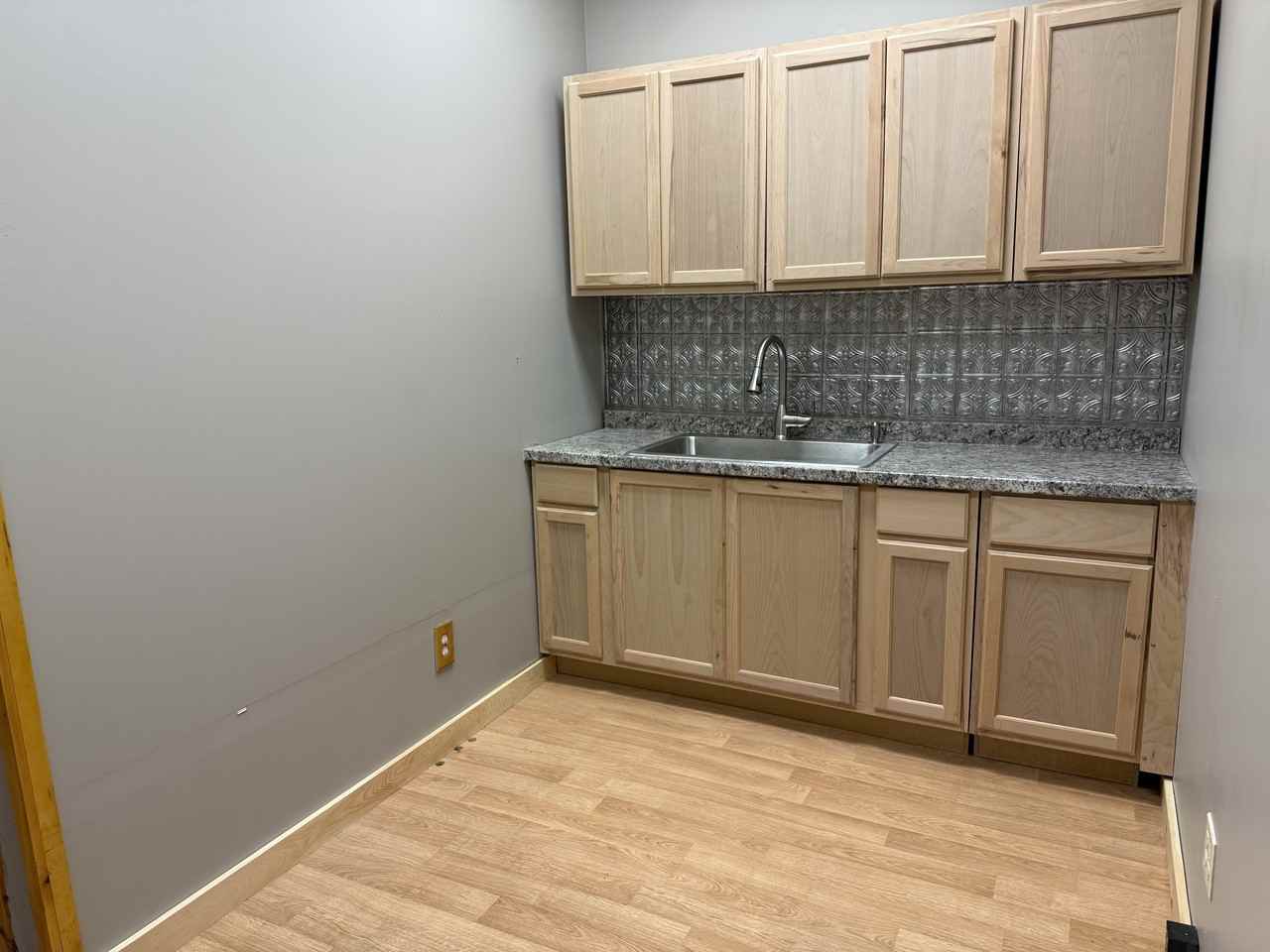 15 North Lake Avenue - Photo 3 of 6