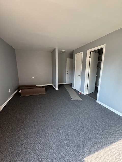 907 West 4th Street - Photo 4 of 10