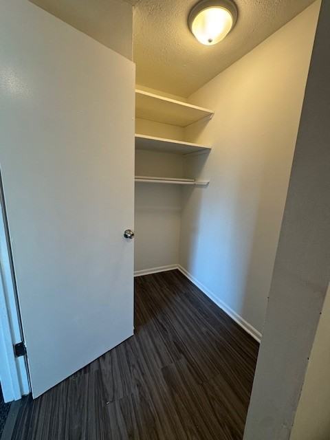 907 West 4th Street - Photo 7 of 10