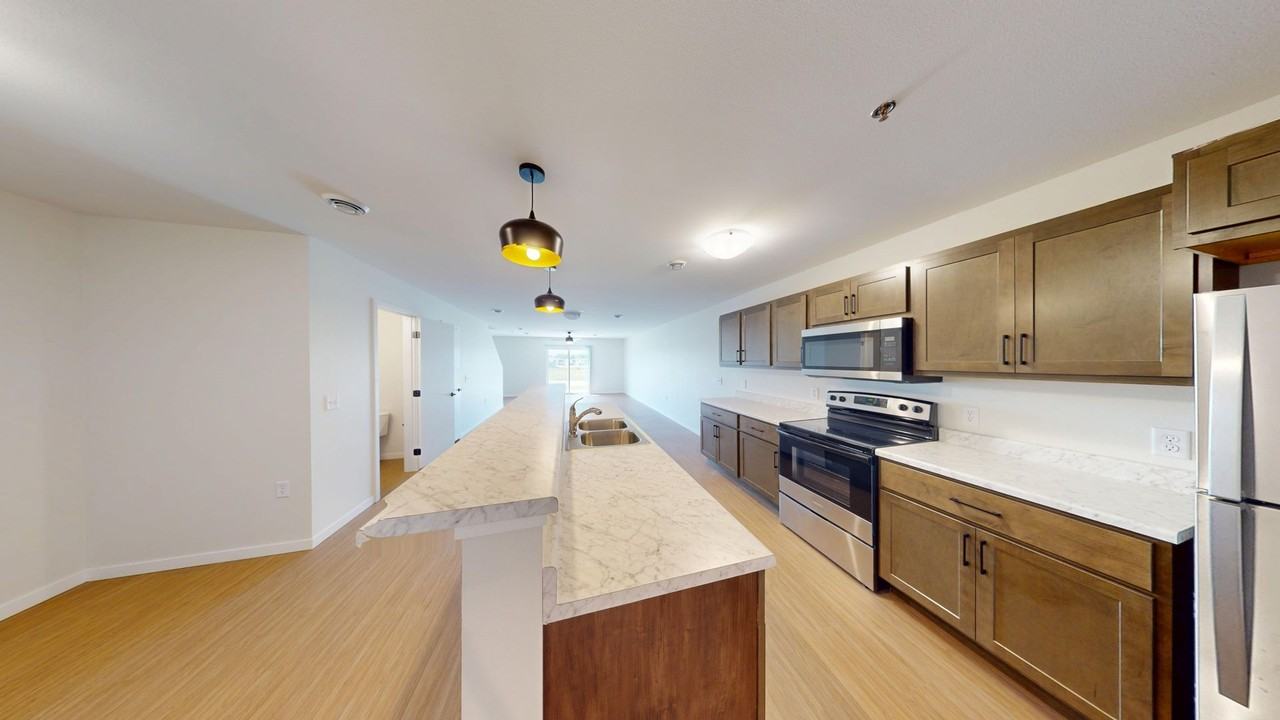 Pinnacle Townhomes - Photo 2 of 25