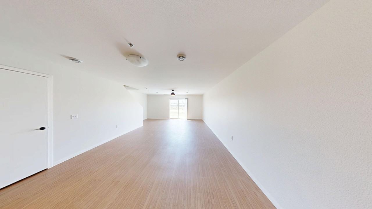 Pinnacle Townhomes - Photo 6 of 25