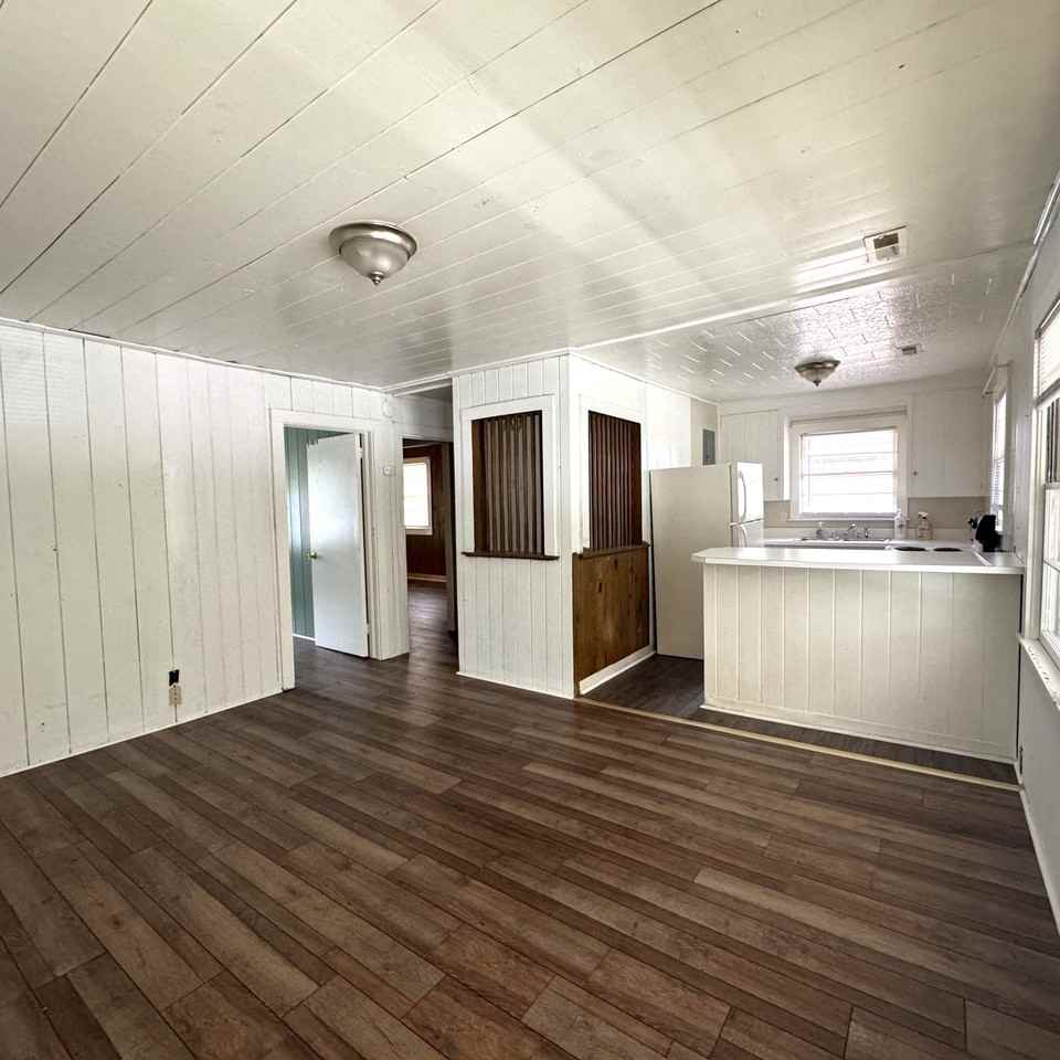 7203 Porcher Drive - Photo 2 of 38