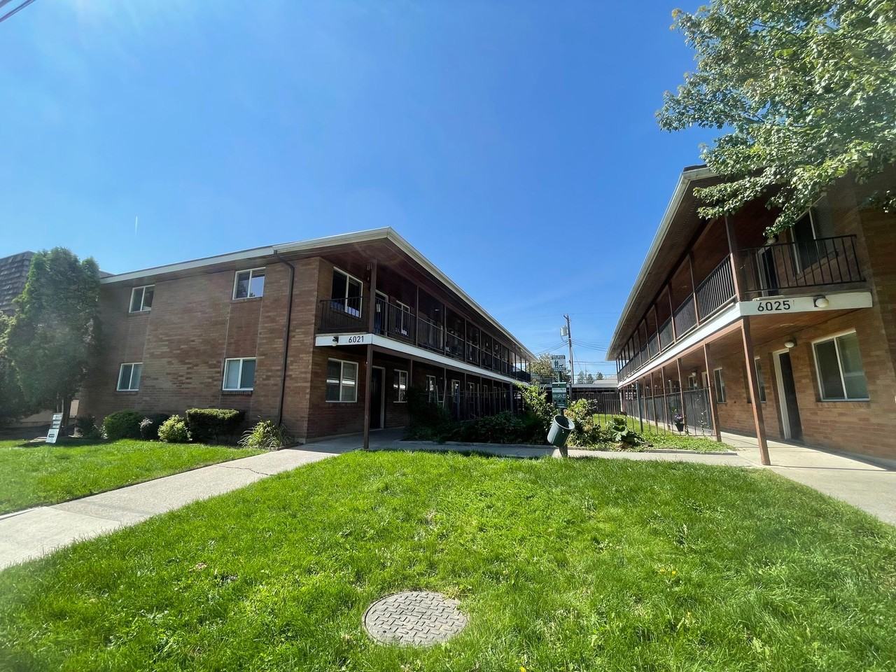 Mayfair Pines Apartments! - Photo 2 of 4