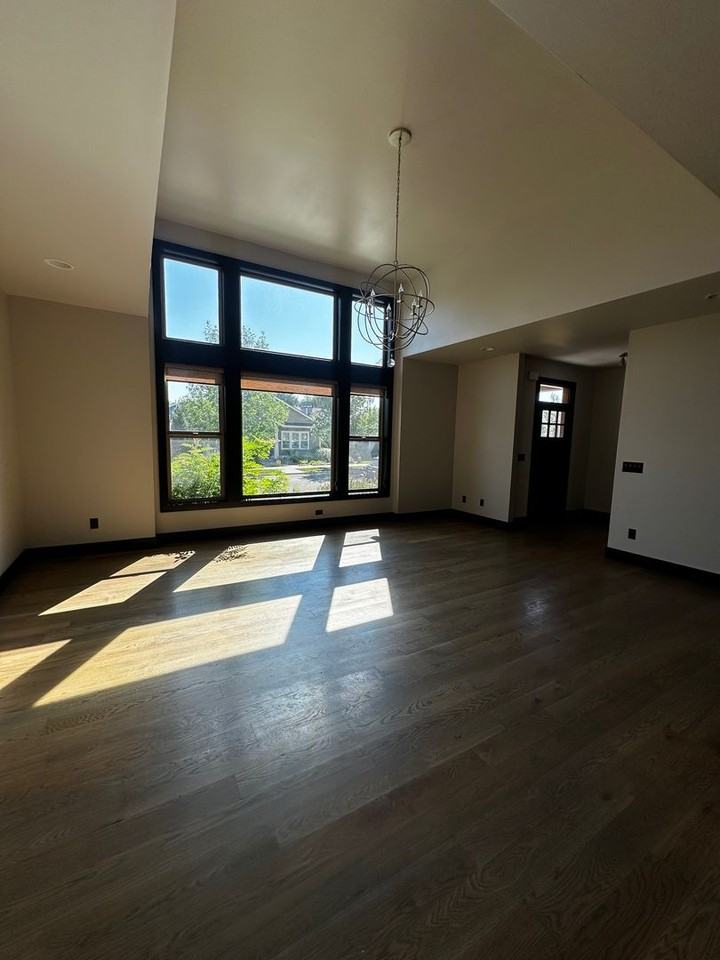 3157 Summer View Ln - Photo 6 of 45