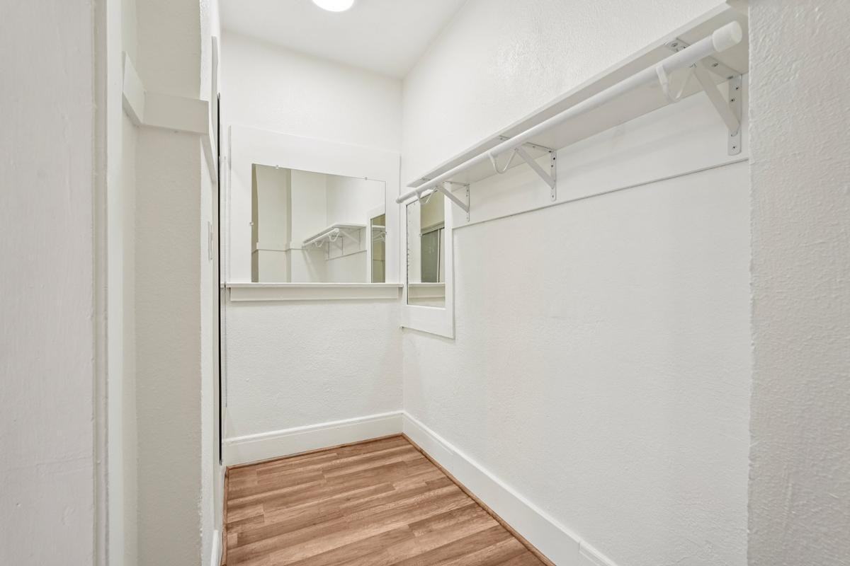 6406 Franklin Avenue - Photo 3 of 5