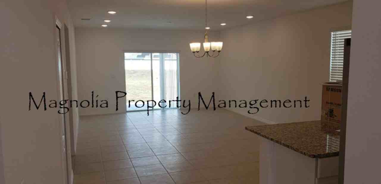 1060 Kobuk Street - Photo 2 of 12