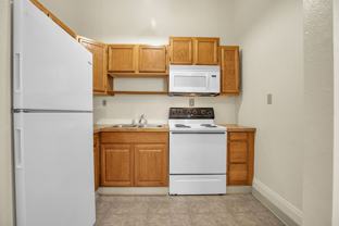 #277 KENTON HOTEL APARTMENTS - Photo 1 of 1