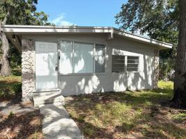 featured image of 910 25th St E