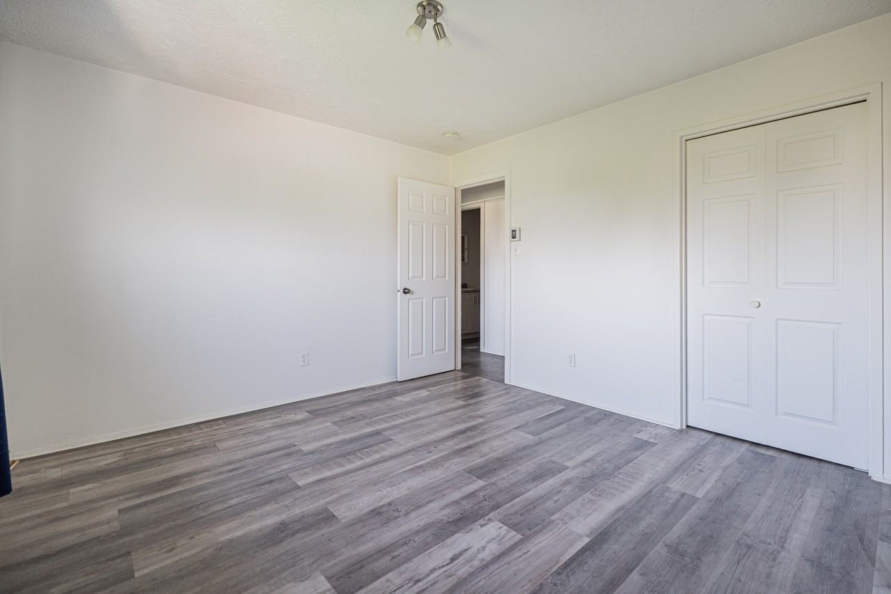 40 Rue Racine #13 - Photo 3 of 5