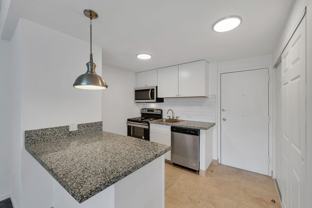 300 Holcomb - Photo 1 of 1