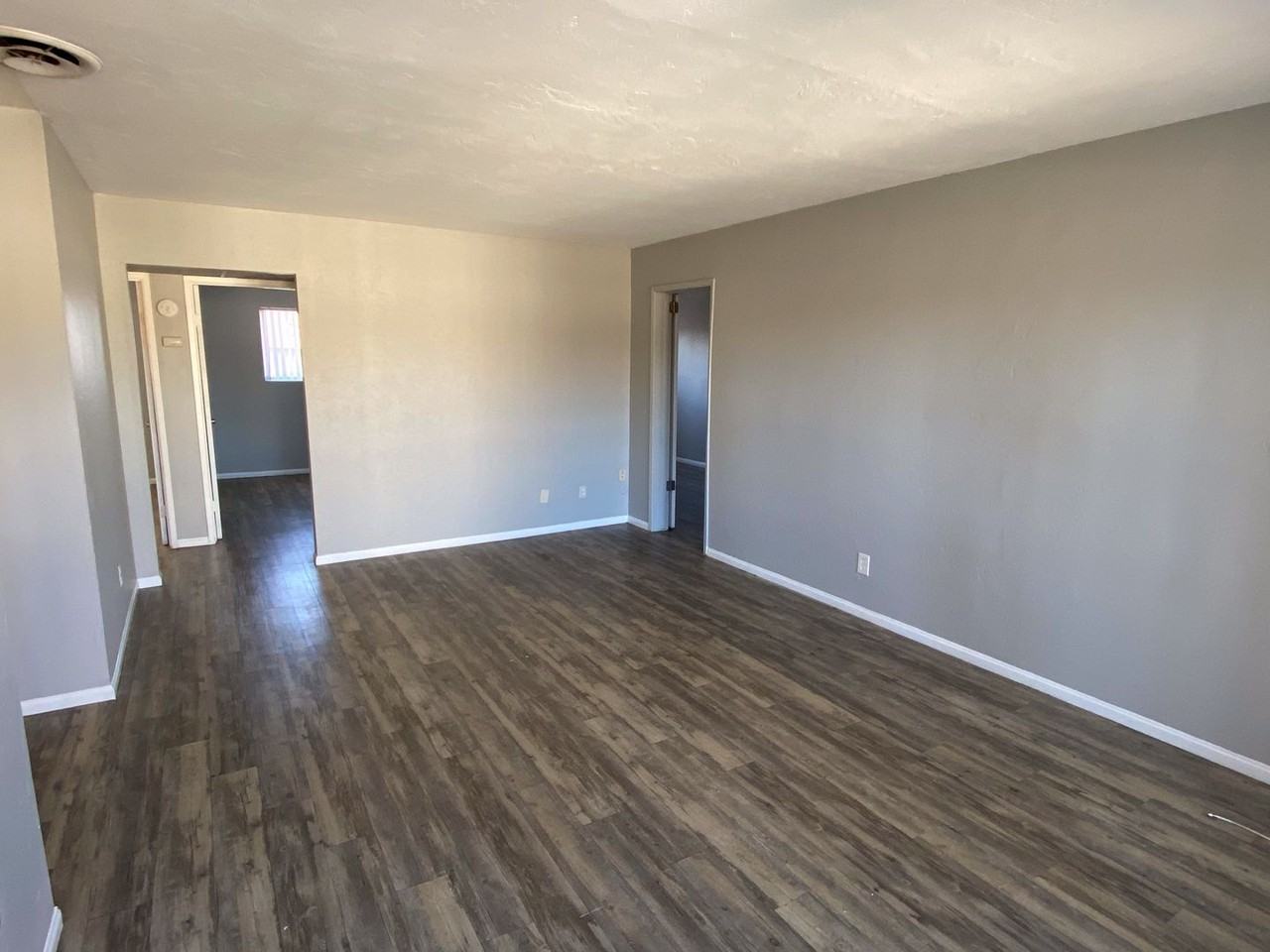 798 McClure St. - Photo 3 of 35