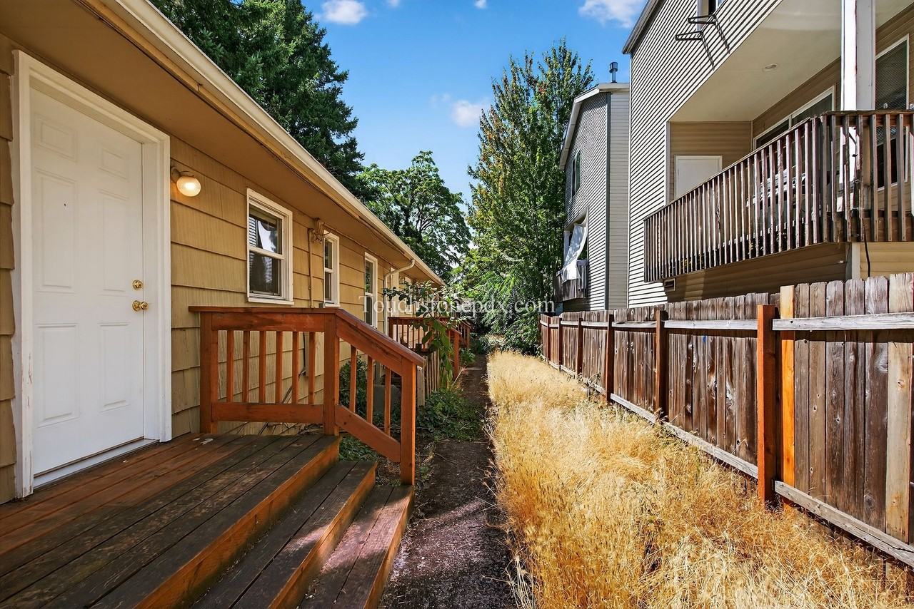 7319 Se Evergreen St - Photo 6 of 9